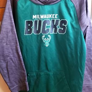 Milwaukee Bucks fleece hoodie, boys XL